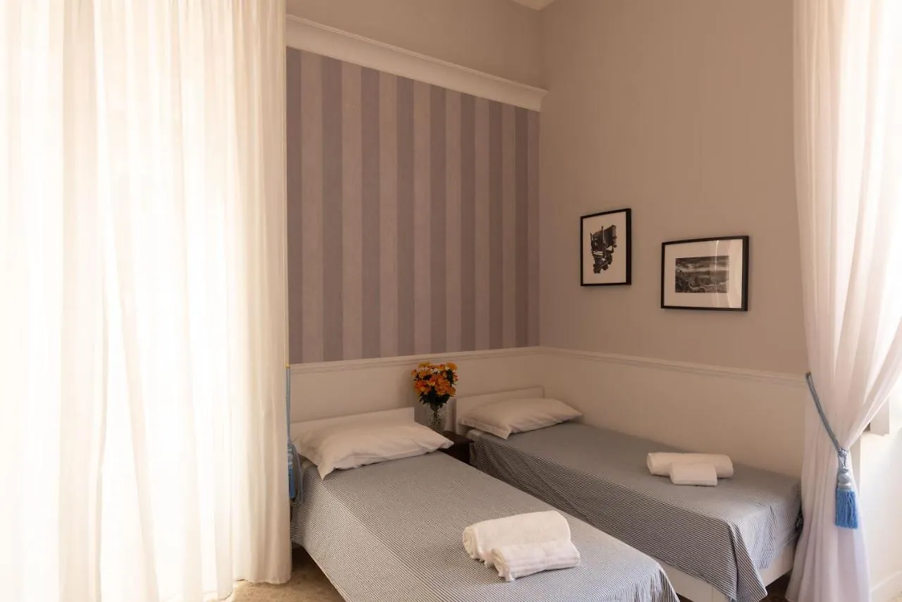 Bed and Breakfast Casa Gagliardi Nápoles Italia